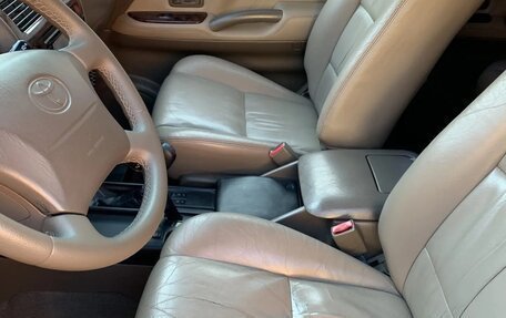 Toyota Land Cruiser Prado 90 рестайлинг, 2001 год, 1 380 000 рублей, 15 фотография