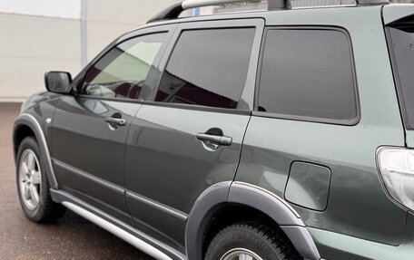 Mitsubishi Outlander III рестайлинг 3, 2004 год, 720 000 рублей, 4 фотография