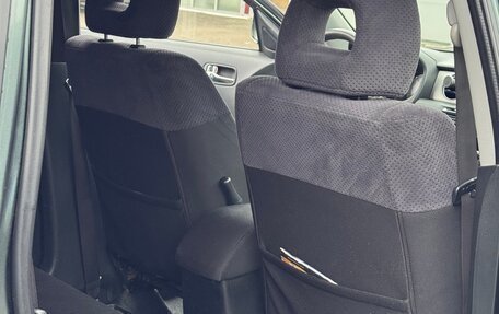 Mitsubishi Outlander III рестайлинг 3, 2004 год, 720 000 рублей, 14 фотография