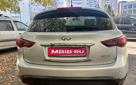 Infiniti FX II, 2010 год, 1 450 000 рублей, 2 фотография