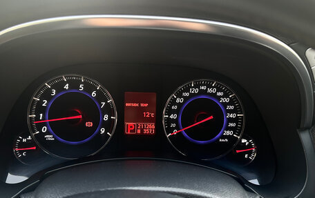 Infiniti FX II, 2010 год, 1 450 000 рублей, 31 фотография