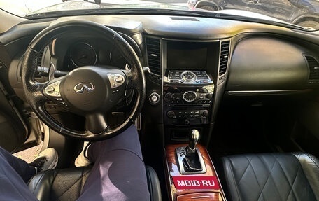 Infiniti FX II, 2010 год, 1 450 000 рублей, 22 фотография