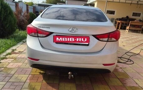 Hyundai Elantra VI рестайлинг, 2015 год, 1 200 000 рублей, 2 фотография