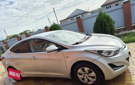 Hyundai Elantra VI рестайлинг, 2015 год, 1 200 000 рублей, 5 фотография