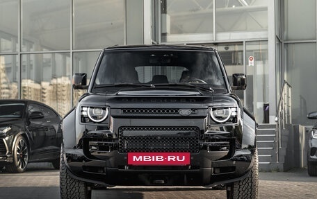 Land Rover Defender II, 2026 год, 28 000 000 рублей, 2 фотография