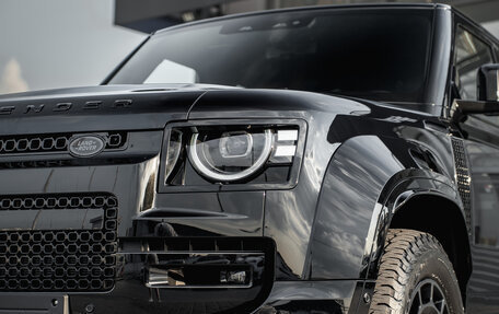 Land Rover Defender II, 2026 год, 28 000 000 рублей, 10 фотография