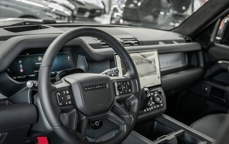Land Rover Defender II, 2026 год, 28 000 000 рублей, 20 фотография