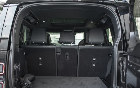 Land Rover Defender II, 2026 год, 28 000 000 рублей, 38 фотография
