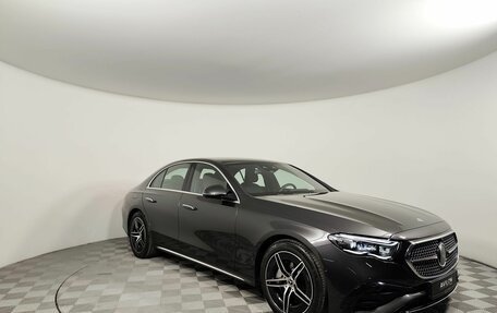 Mercedes-Benz E-Класс, 2026 год, 9 430 000 рублей, 2 фотография