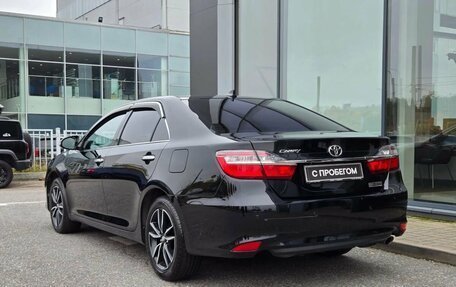 Toyota Camry, 2017 год, 2 426 000 рублей, 6 фотография