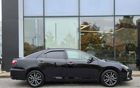 Toyota Camry, 2017 год, 2 426 000 рублей, 8 фотография