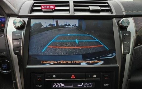Toyota Camry, 2017 год, 2 426 000 рублей, 20 фотография