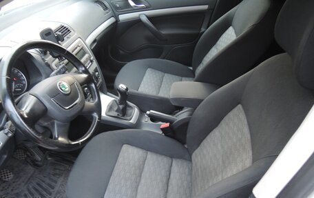 Skoda Octavia, 2012 год, 850 000 рублей, 23 фотография