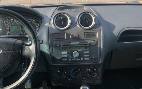 Ford Fiesta, 2007 год, 350 000 рублей, 12 фотография
