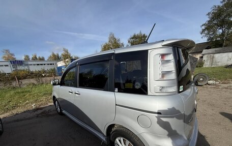 Toyota Sienta I, 2014 год, 1 150 000 рублей, 2 фотография