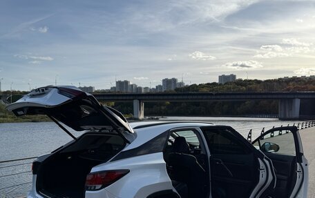 Lexus RX IV рестайлинг, 2019 год, 5 300 000 рублей, 6 фотография