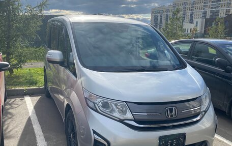 Honda Stepwgn IV, 2015 год, 1 430 000 рублей, 3 фотография