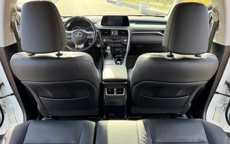Lexus RX IV рестайлинг, 2019 год, 5 300 000 рублей, 10 фотография