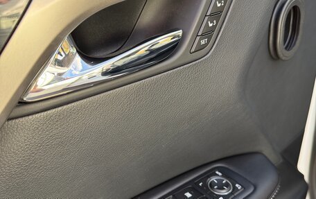 Lexus RX IV рестайлинг, 2019 год, 5 300 000 рублей, 13 фотография