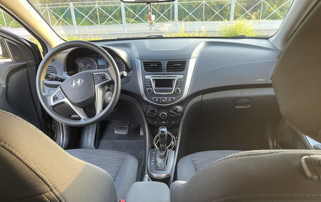 Hyundai Solaris II рестайлинг, 2015 год, 950 000 рублей, 6 фотография