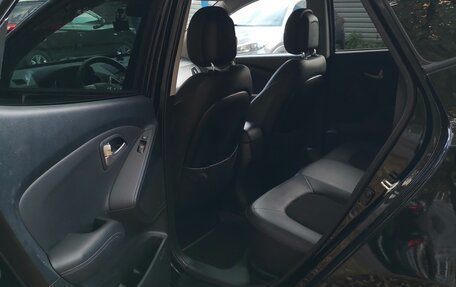 Hyundai ix35 I рестайлинг, 2012 год, 950 000 рублей, 10 фотография