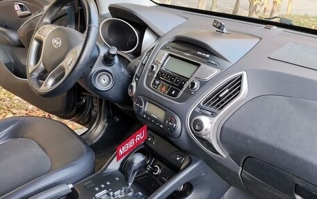 Hyundai ix35 I рестайлинг, 2012 год, 950 000 рублей, 15 фотография