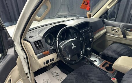 Mitsubishi Pajero IV, 2007 год, 1 599 000 рублей, 10 фотография