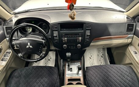 Mitsubishi Pajero IV, 2007 год, 1 599 000 рублей, 16 фотография