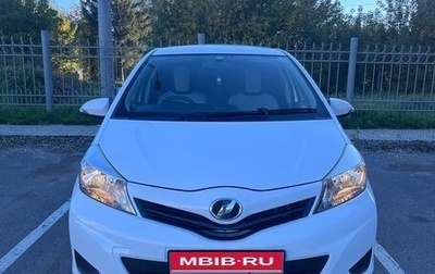 Toyota Vitz, 2012 год, 800 000 рублей, 1 фотография
