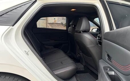 Hyundai Elantra, 2023 год, 1 735 000 рублей, 10 фотография