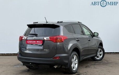 Toyota RAV4, 2013 год, 2 000 000 рублей, 5 фотография