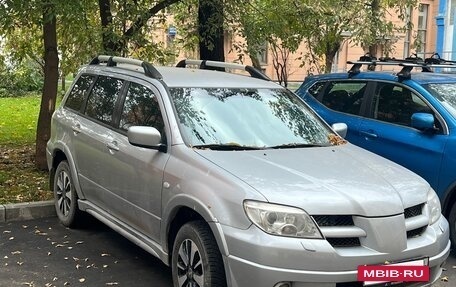 Mitsubishi Outlander III рестайлинг 3, 2006 год, 400 000 рублей, 3 фотография