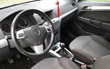 Opel Astra H, 2011 год, 570 000 рублей, 3 фотография