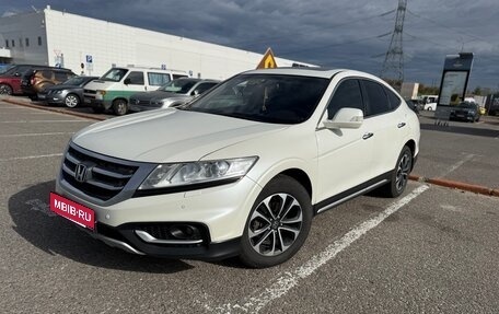 Honda Crosstour I рестайлинг, 2014 год, 1 380 000 рублей, 2 фотография