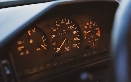 Mercedes-Benz W124, 1990 год, 699 000 рублей, 6 фотография