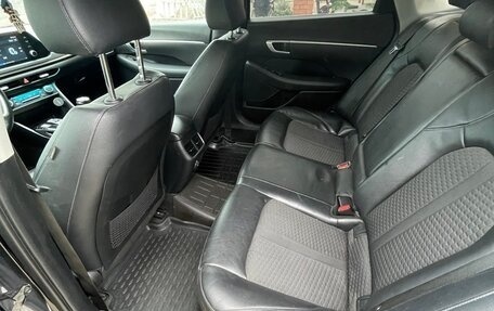 Hyundai Sonata VIII, 2021 год, 1 300 000 рублей, 11 фотография