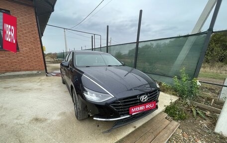 Hyundai Sonata VIII, 2021 год, 1 300 000 рублей, 2 фотография
