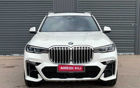 BMW X7, 2022 год, 9 900 000 рублей, 2 фотография