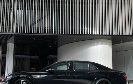 Bentley Flying Spur, 2025 год, 37 000 000 рублей, 3 фотография