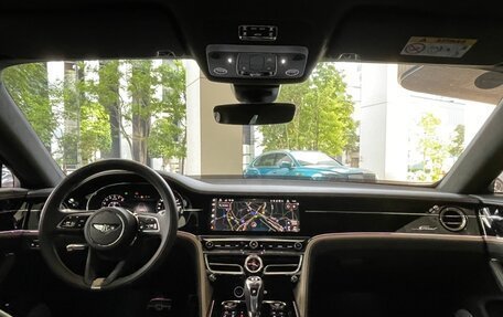Bentley Flying Spur, 2025 год, 37 000 000 рублей, 8 фотография