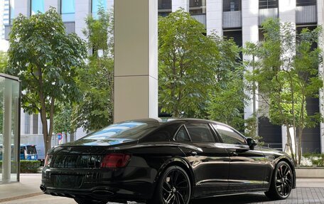 Bentley Flying Spur, 2025 год, 37 000 000 рублей, 5 фотография