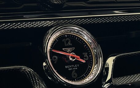 Bentley Flying Spur, 2025 год, 37 000 000 рублей, 13 фотография