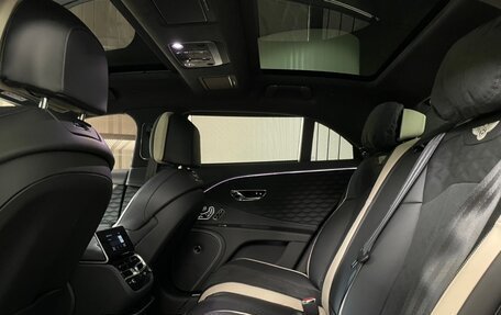 Bentley Flying Spur, 2025 год, 37 000 000 рублей, 19 фотография