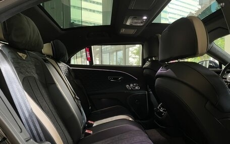 Bentley Flying Spur, 2025 год, 37 000 000 рублей, 20 фотография