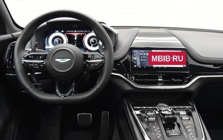 Aston Martin DBX I, 2025 год, 28 000 000 рублей, 6 фотография