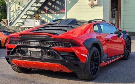 Lamborghini Huracán, 2023 год, 27 000 000 рублей, 5 фотография