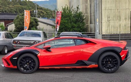 Lamborghini Huracán, 2023 год, 27 000 000 рублей, 6 фотография