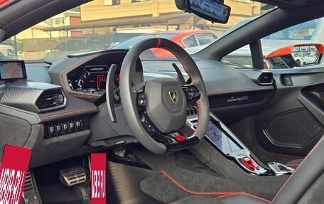 Lamborghini Huracán, 2023 год, 27 000 000 рублей, 12 фотография