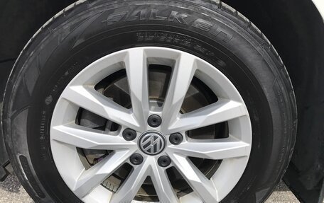 Volkswagen Passat B8 рестайлинг, 2019 год, 2 090 000 рублей, 17 фотография