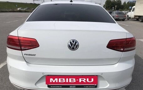 Volkswagen Passat B8 рестайлинг, 2019 год, 2 090 000 рублей, 10 фотография